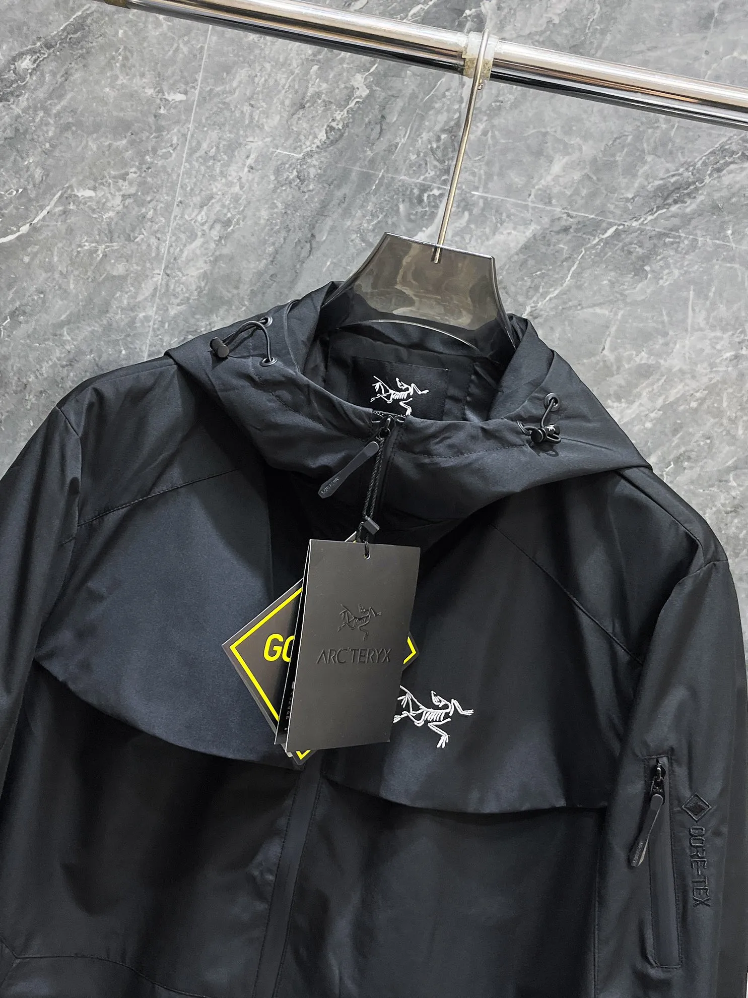 Same Style， ， 2026 New Arrival ， Original Premium Breathable ， ， ， Quality。 ， Sizes：M～3XL，